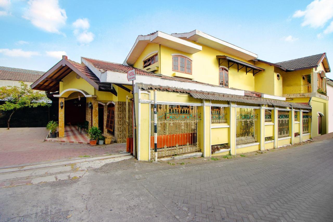 Oyo 1770 Hotel Mawar Saron 2 Kejayan Exterior foto